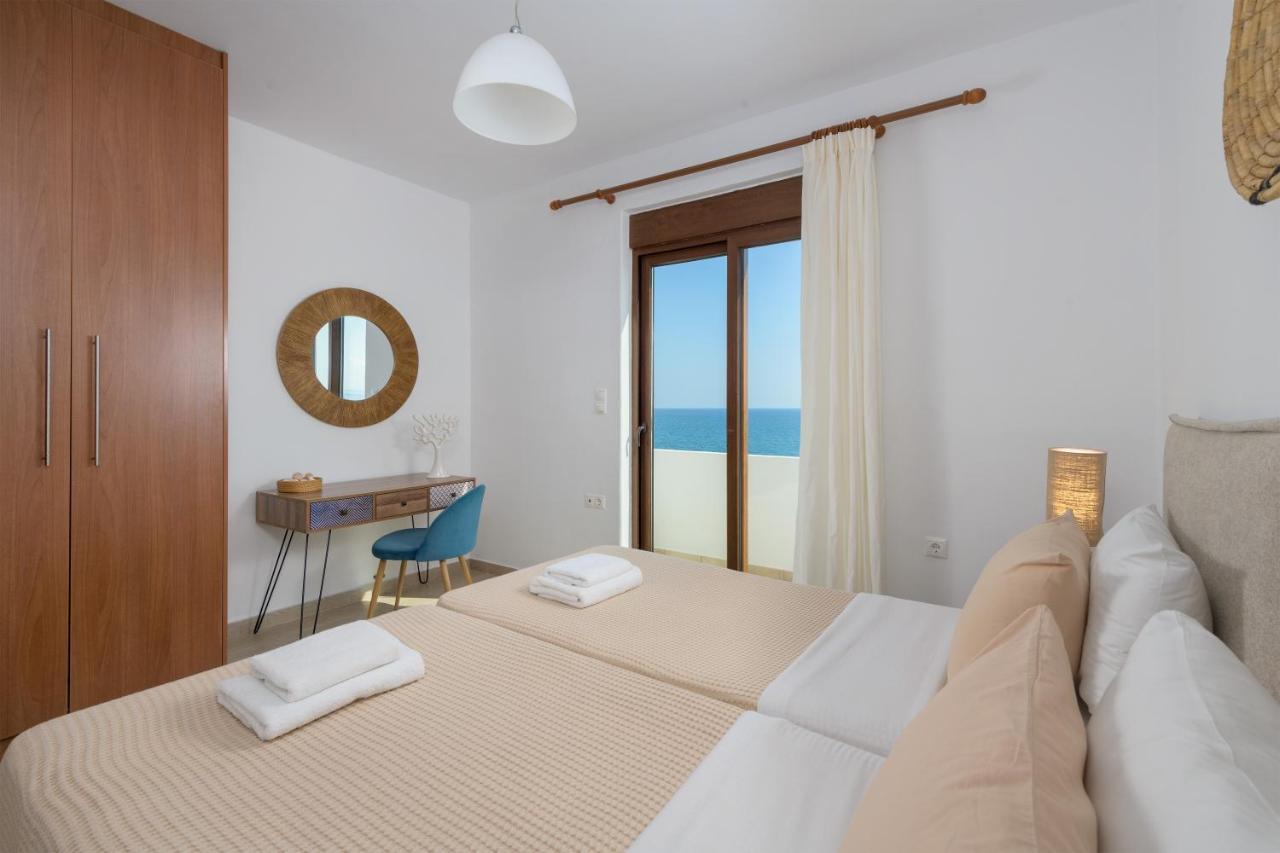 Corinna * Lachania